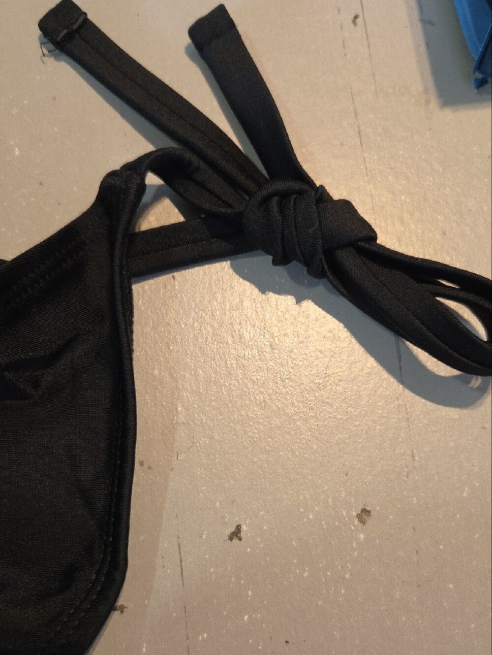 WOMEN'S BLACK SIDE TIE BIKINI BOTTOMS - Picture 3 of 7